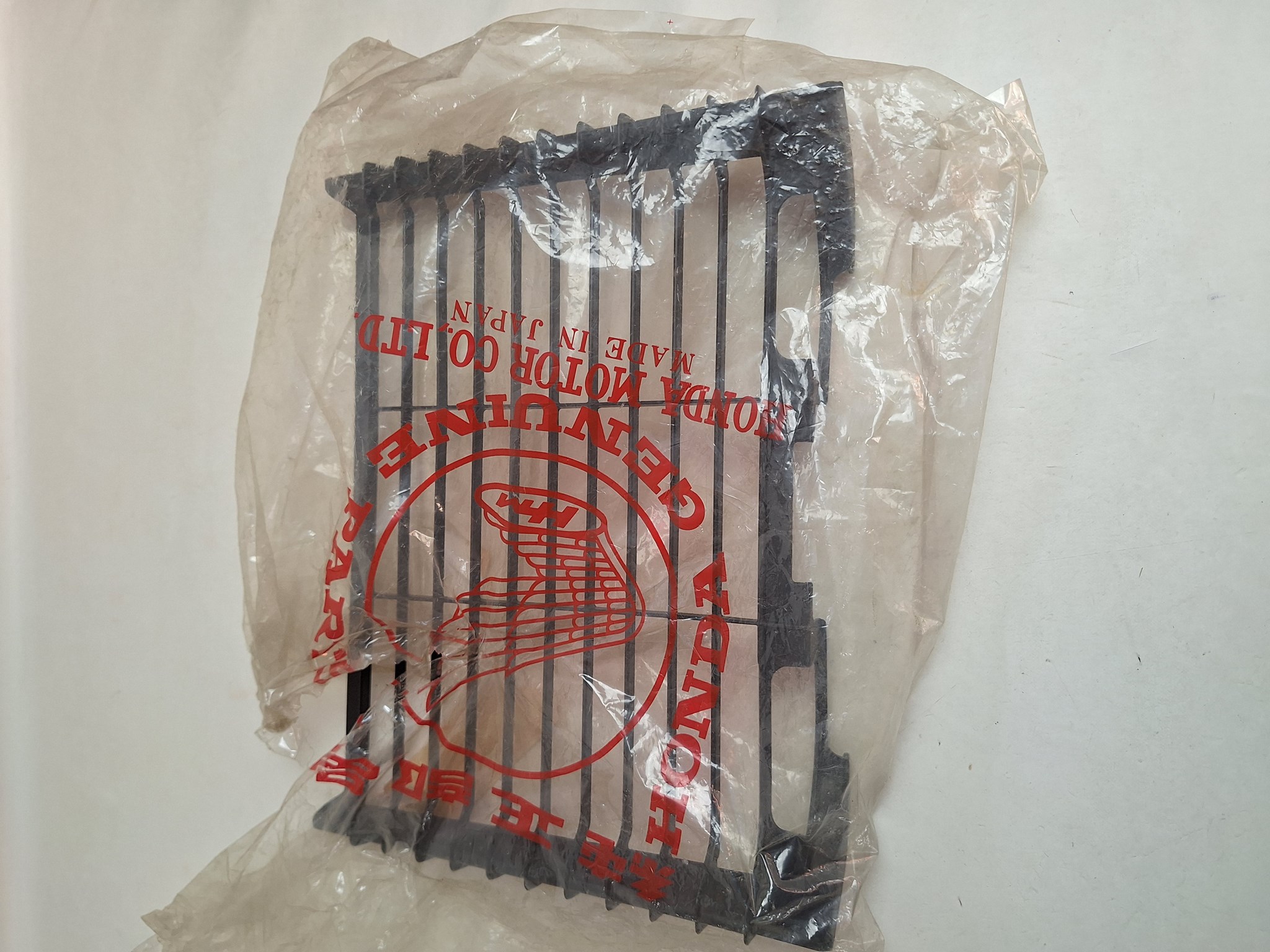 Picture of GRILL,RADIATOR  19032-MB1-000